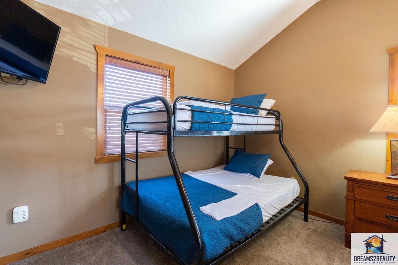 Forest Heights Lodge - 6Br - Pool Table - Near Silver Dollar City - Free Tickets Included Брэнсон Экстерьер фото